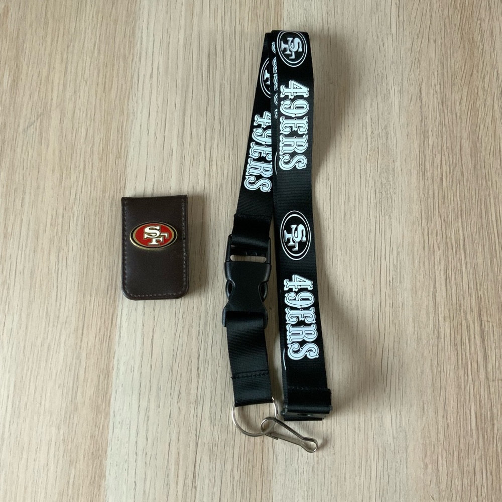 49ers Black Lanyard and Brown Card Holder Set